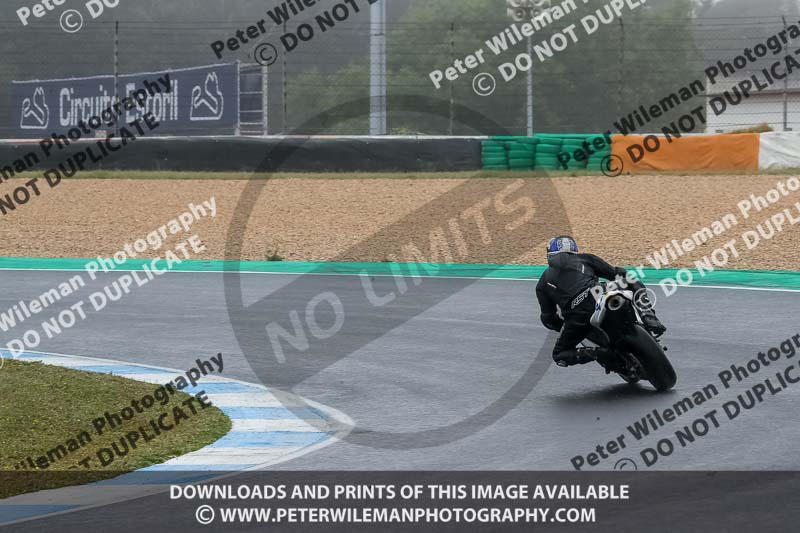 estoril;event digital images;motorbikes;no limits;peter wileman photography;portugal;trackday;trackday digital images